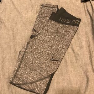 NWT Nike Leggings